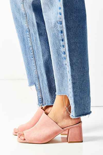 40+ Stylish and Comfortable Pumps & Mules That You Ought to Have