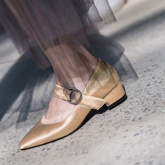 Satin shoe trend