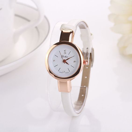 Women's Bracelet Watches Round Quartz Wristwatch