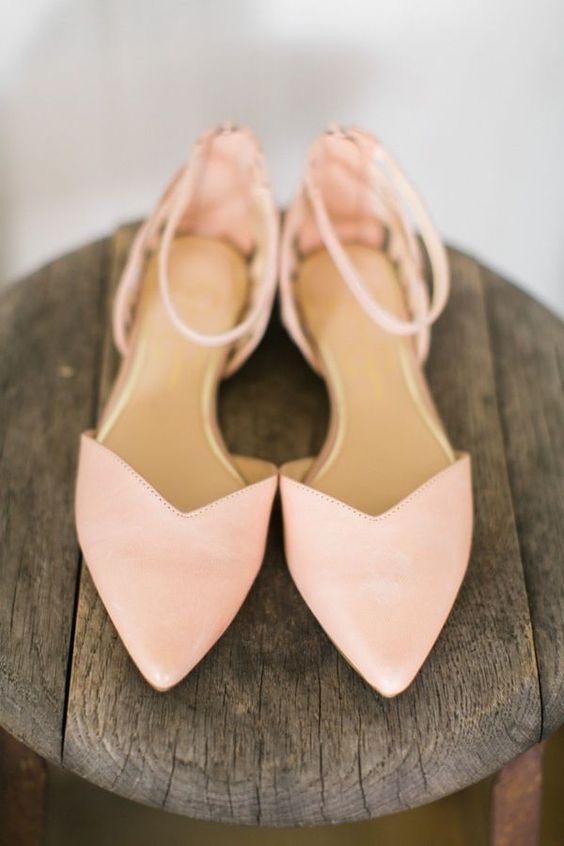 comfortable pink pointed toe wedding shoes