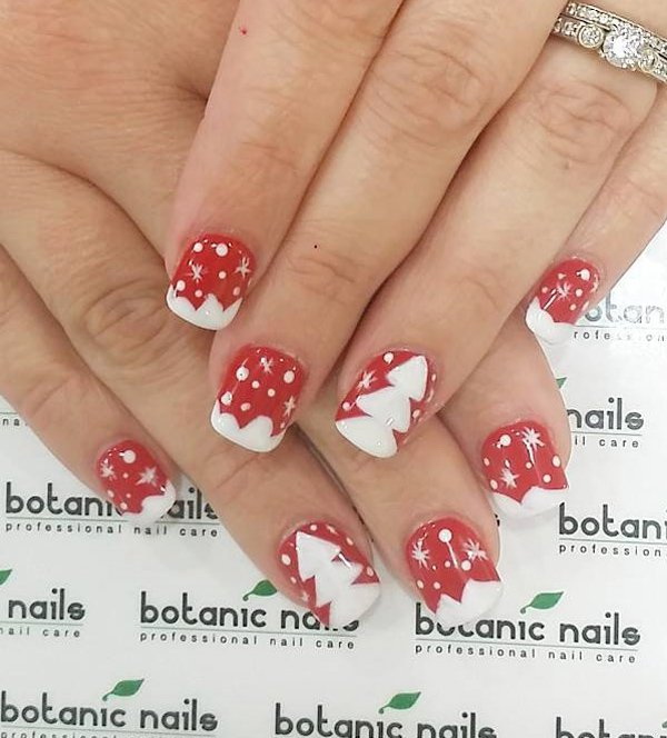 #Christmas #Nail #Art Red And White Christmas Manicure