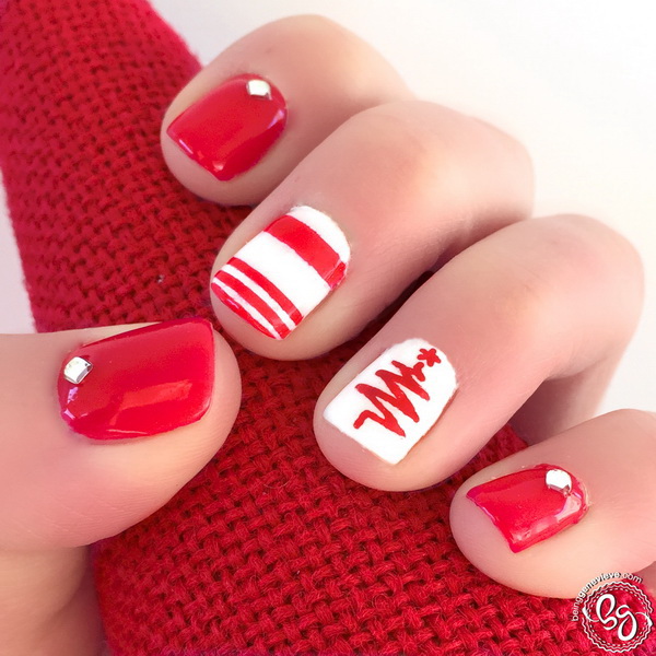 #Christmas #Nail #Art Retro Red Christmas Nail Art