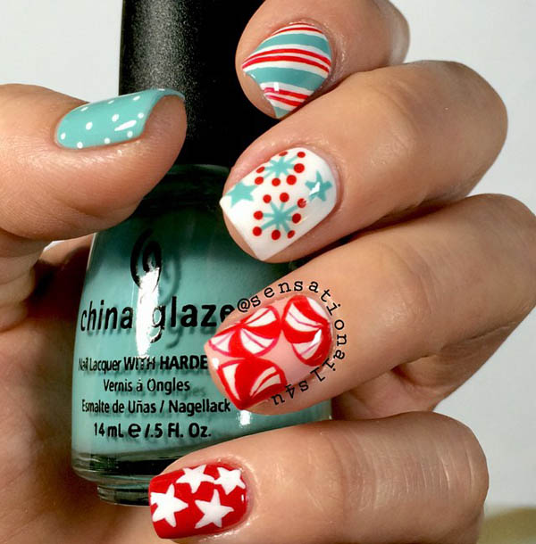 Retro Christmas Nail Art