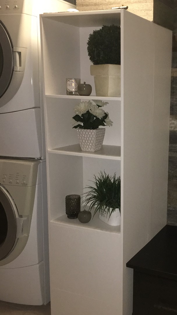 Who says laundry rooms can’t be glamorous