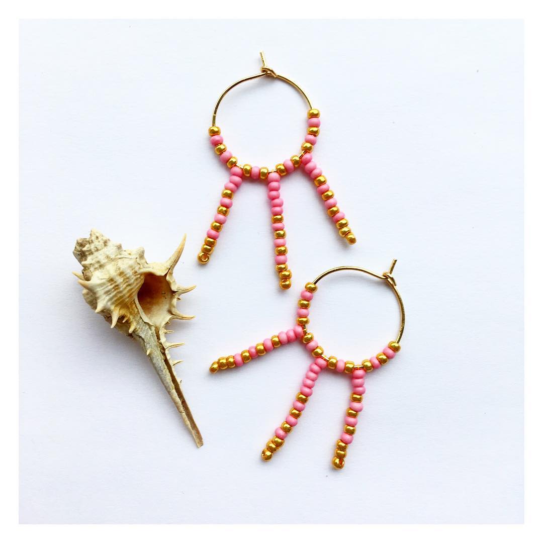 A little summer mood here in the cold weather rhythm yday Everyday hoop earring