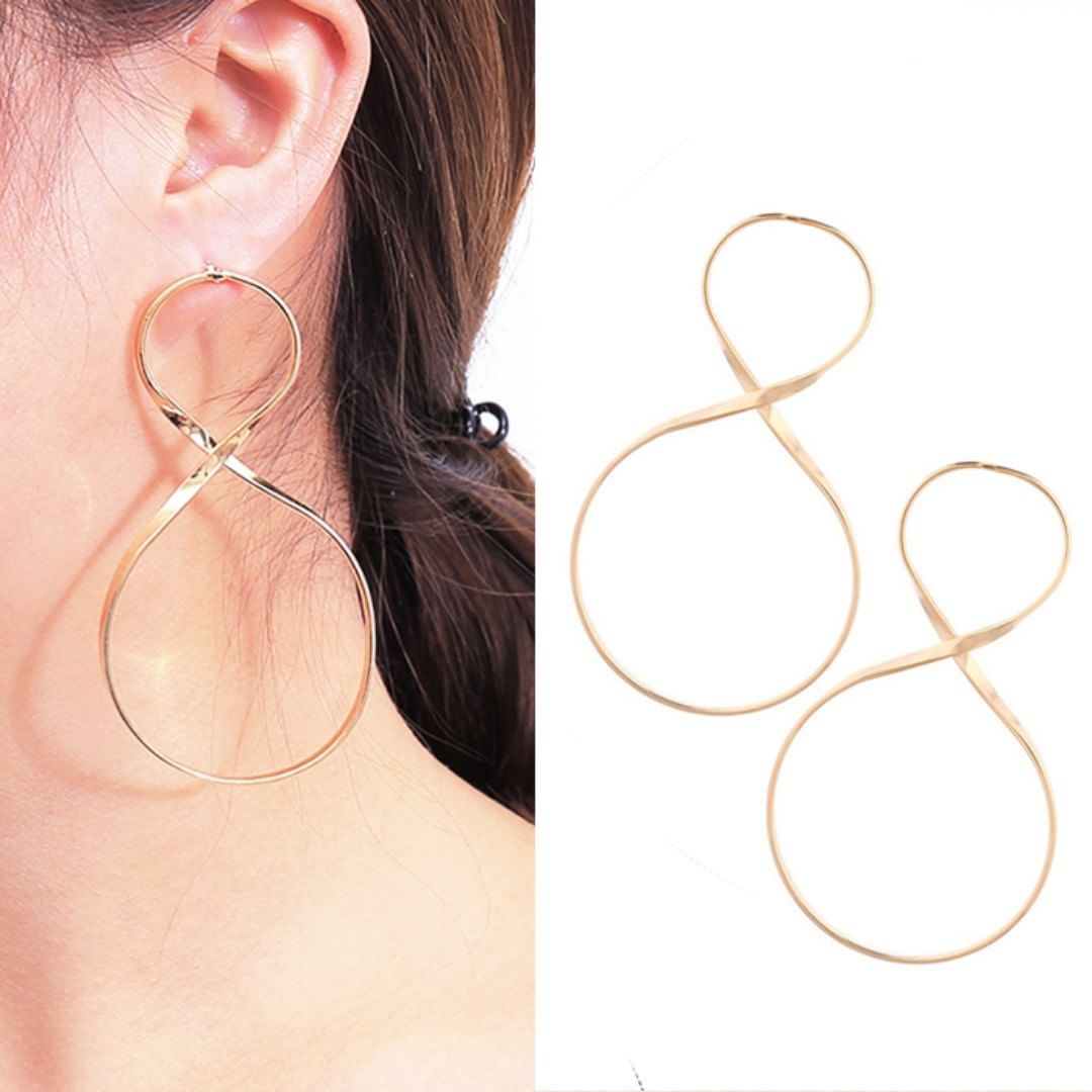 Amazing infinity sweet hoop earrings