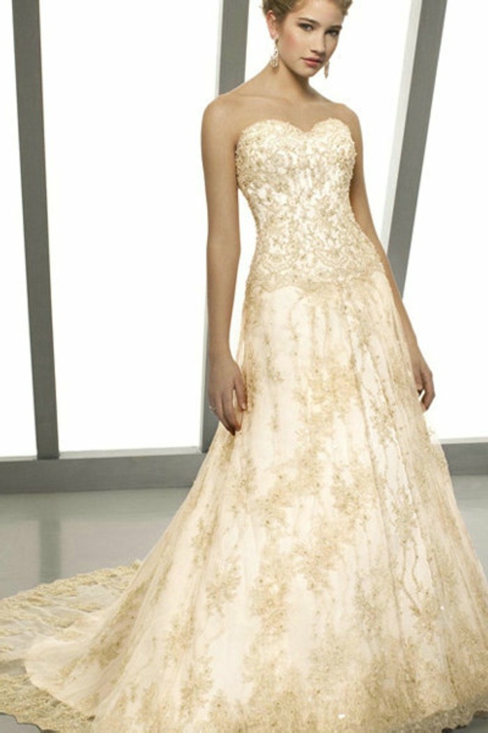 #Champagne #Wedding #Dresses Aristocratic female golden wedding dress