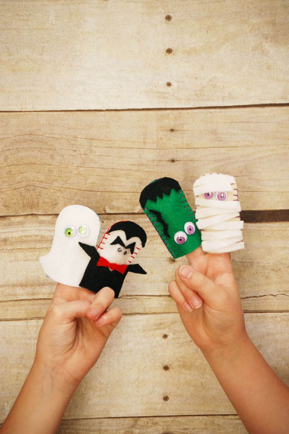 Felt Halloween Finger Puppets