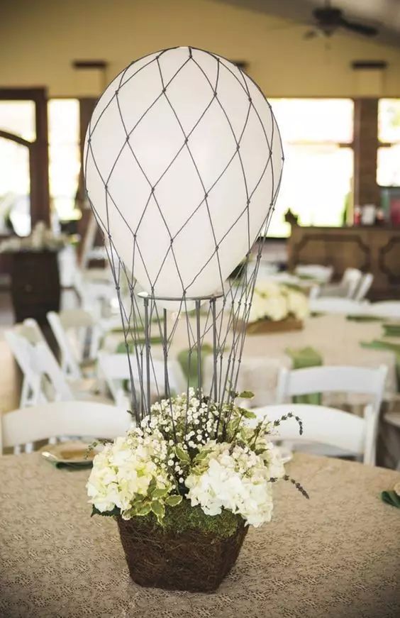 #Wedding #Decoration #Balloons Hot air balloon style desktop centerpiece made of white balloons and natural flowers