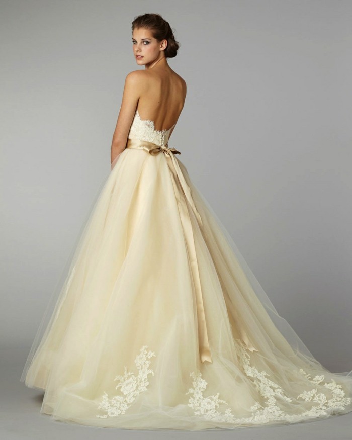 #Champagne #Wedding #Dresses In such a wedding dress, each lady will feel like a princess!