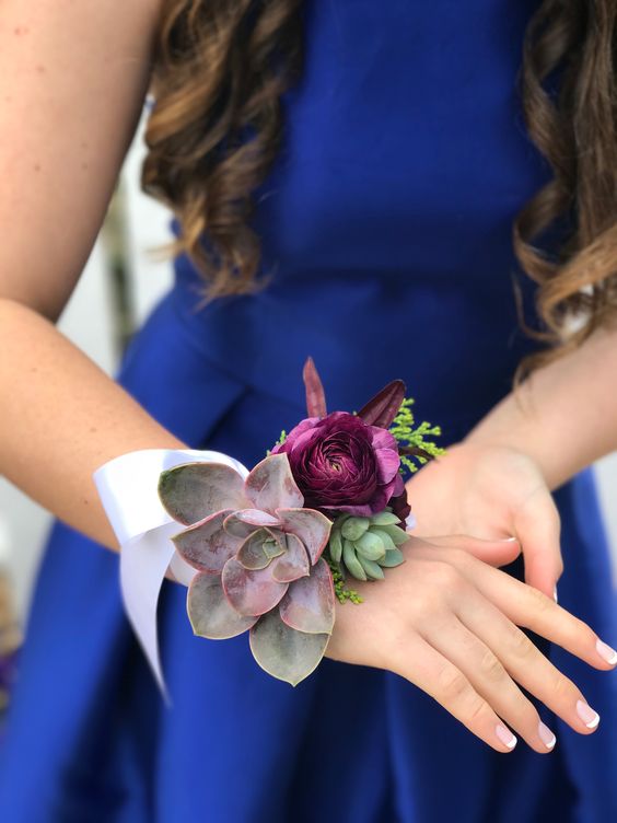 Succulent Corsage!