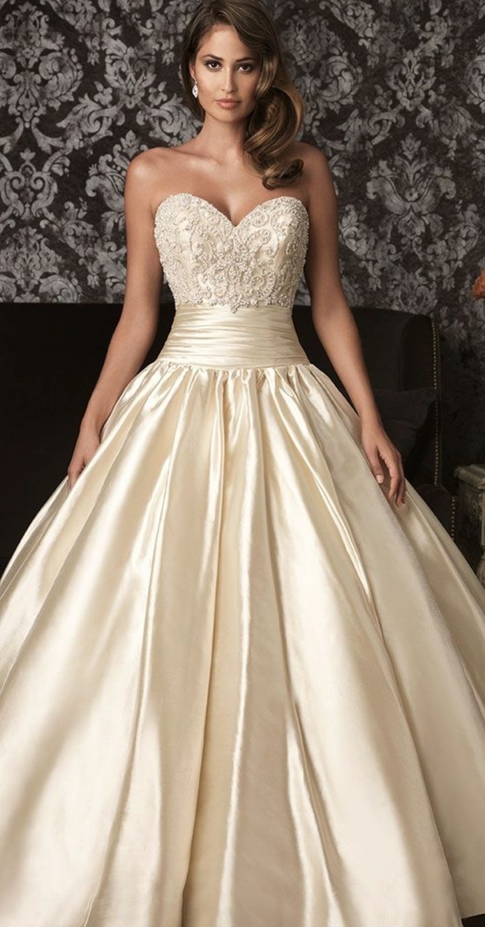 #Champagne #Wedding #Dresses The shape of this champagne bridal dress is particularly feminine