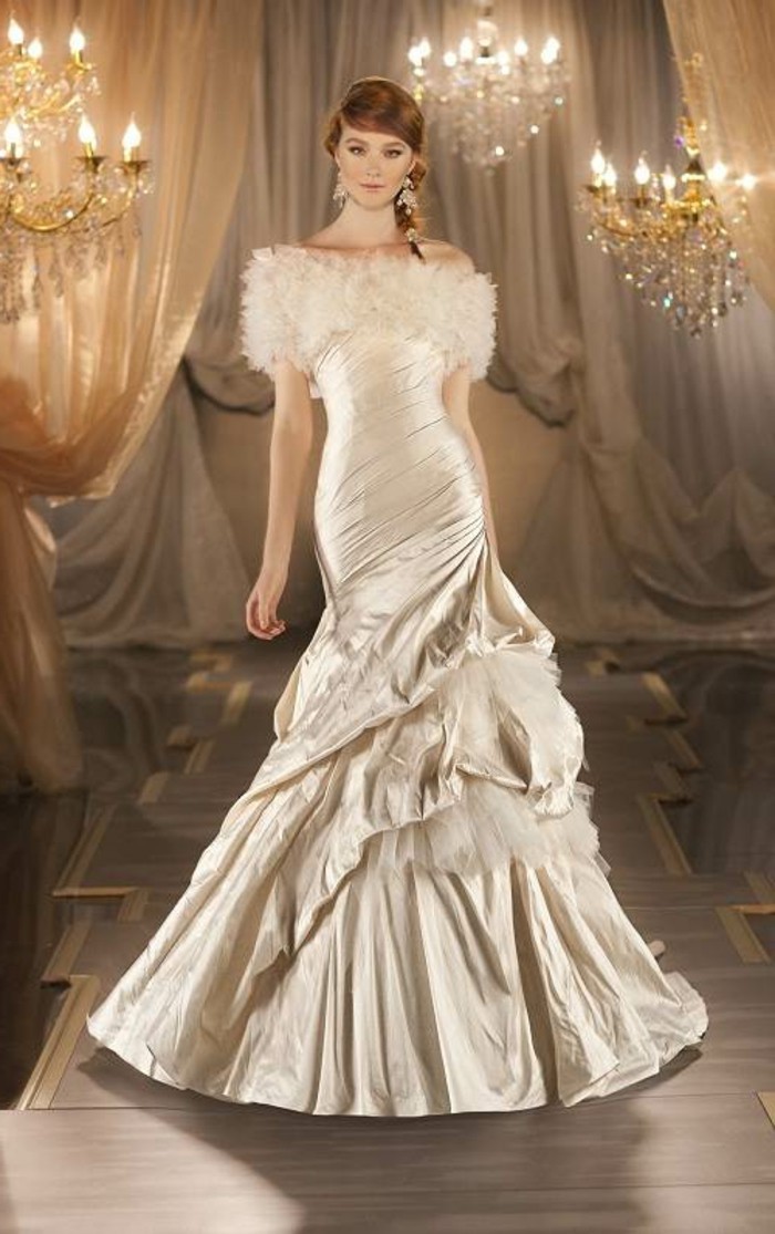 #Champagne #Wedding #Dresses This champagne bridal dress is simply unique!