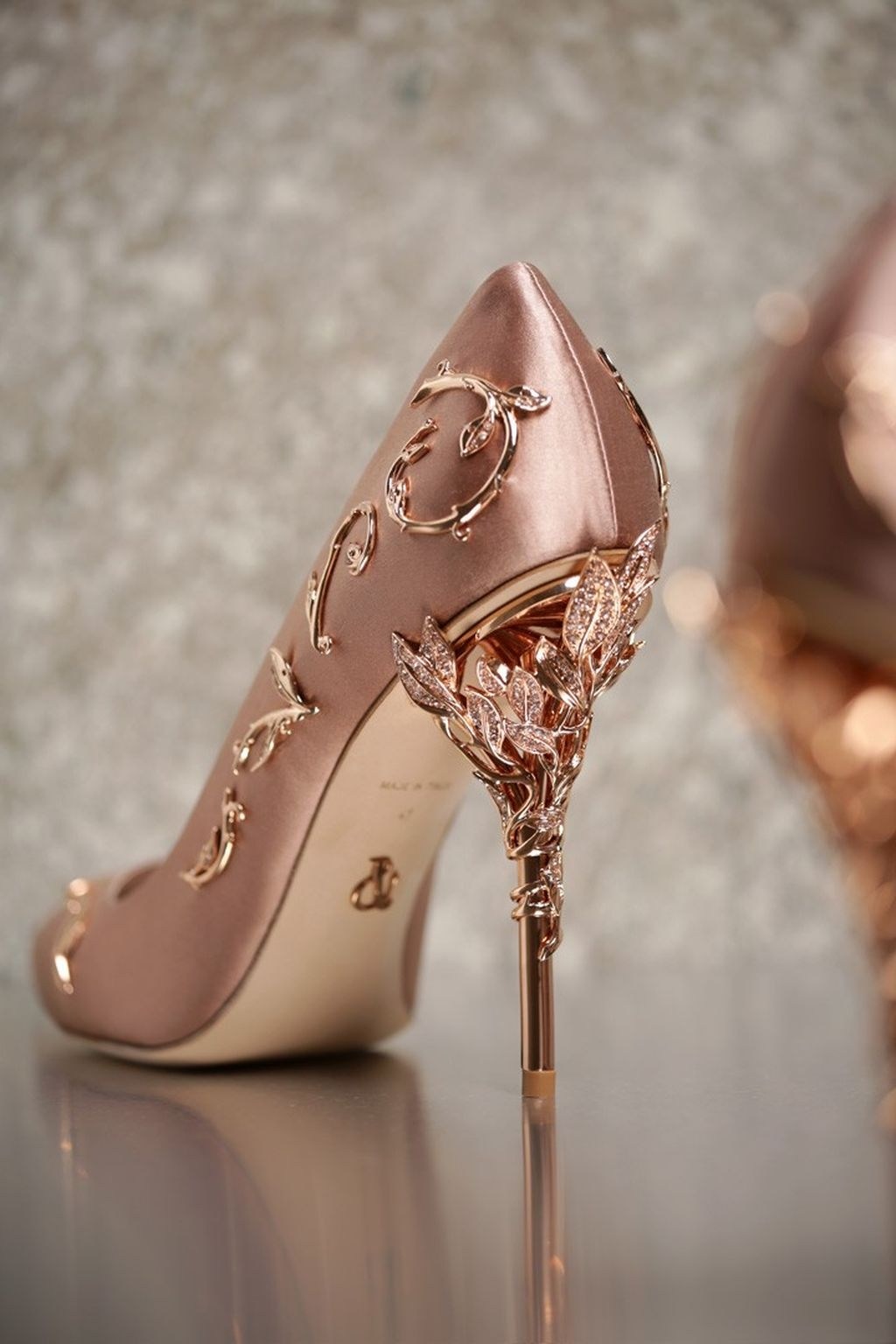 50 Beautiful Golden High Heels That Glisten In Passion ⋆ BrassLook