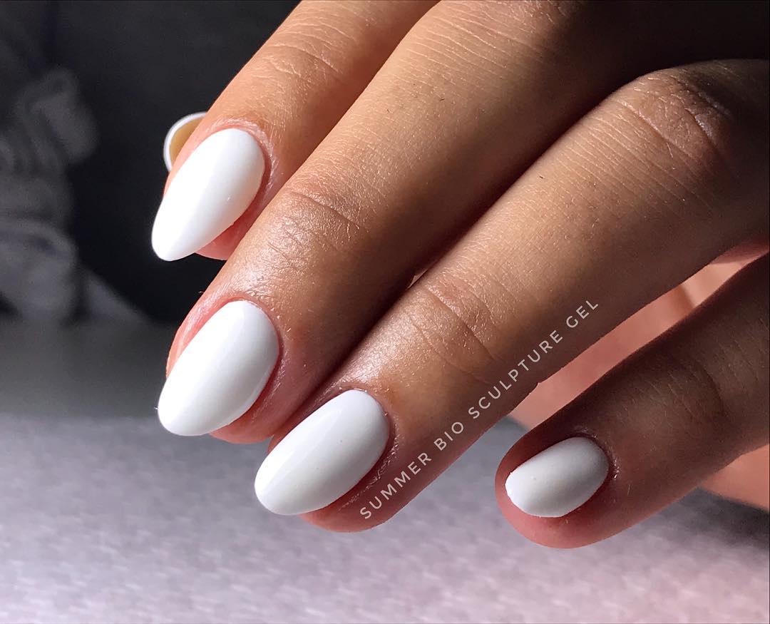 In love with natural nails. Pic by sammarhnails