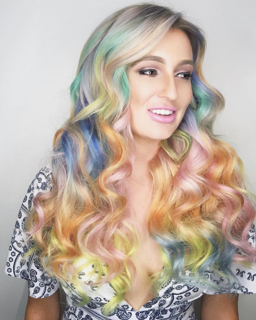 Stunning Pastel color idea. Pic by atelierbysquaresalon