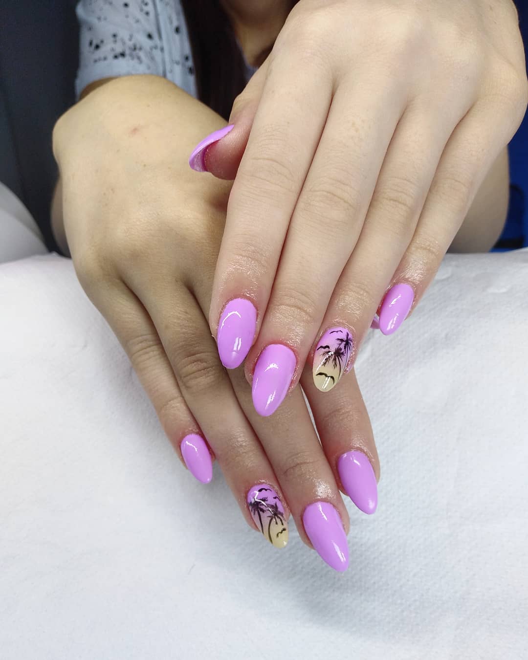 Will be best for your Summer holiday. Pic by gosia_nails_photo