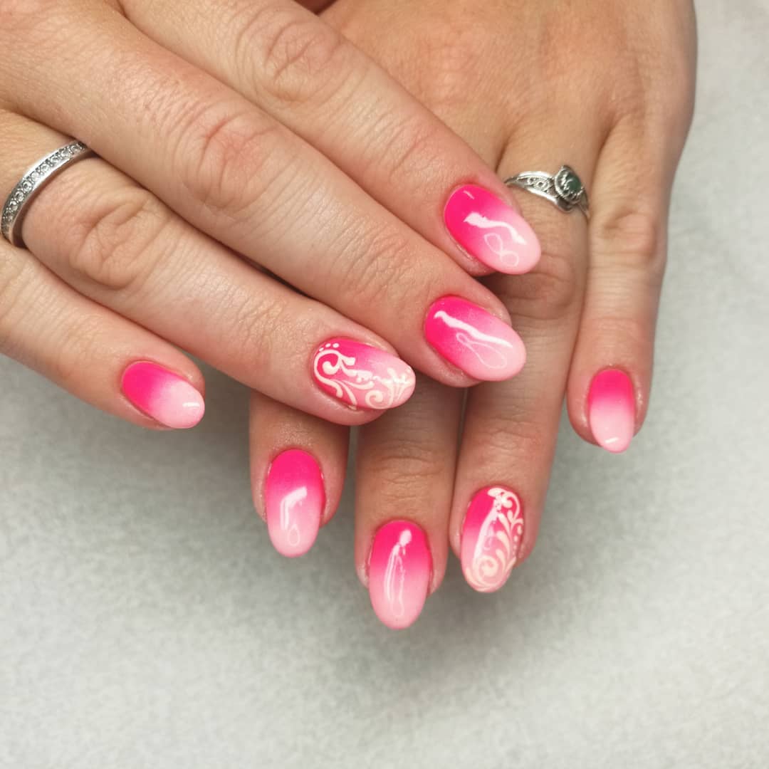 Will there be some summer weather to show summer nails. Pic by uva_feniks