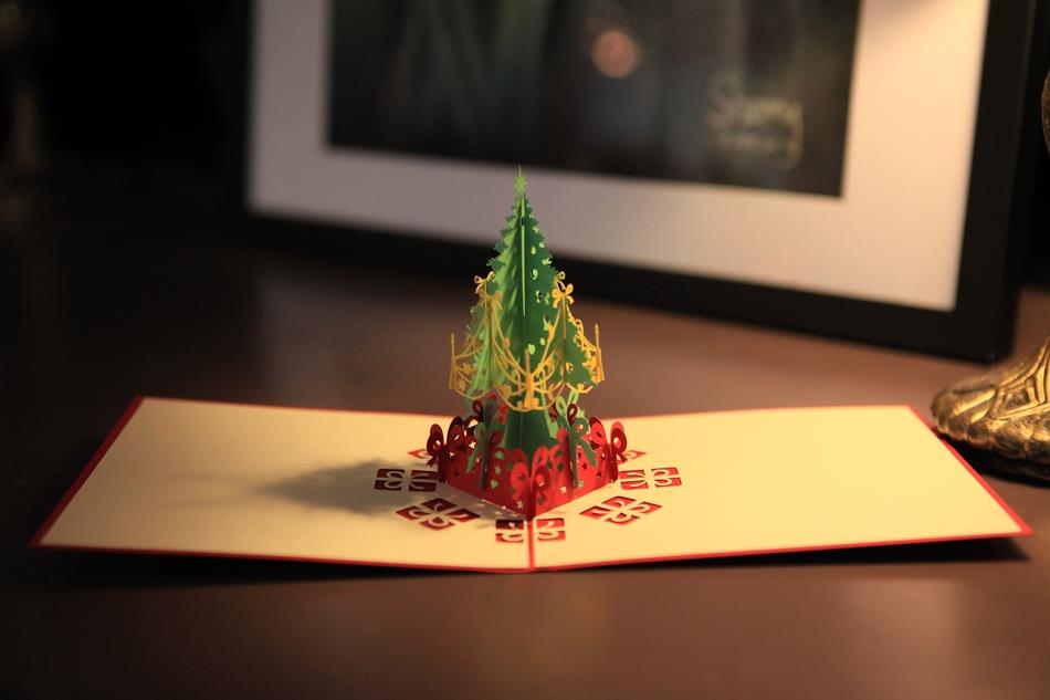 Christmas Vintage 3D Laser Cut Pop Up Paper Tree.