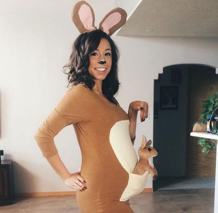 DIY Kangaroo Pregnancy Costume