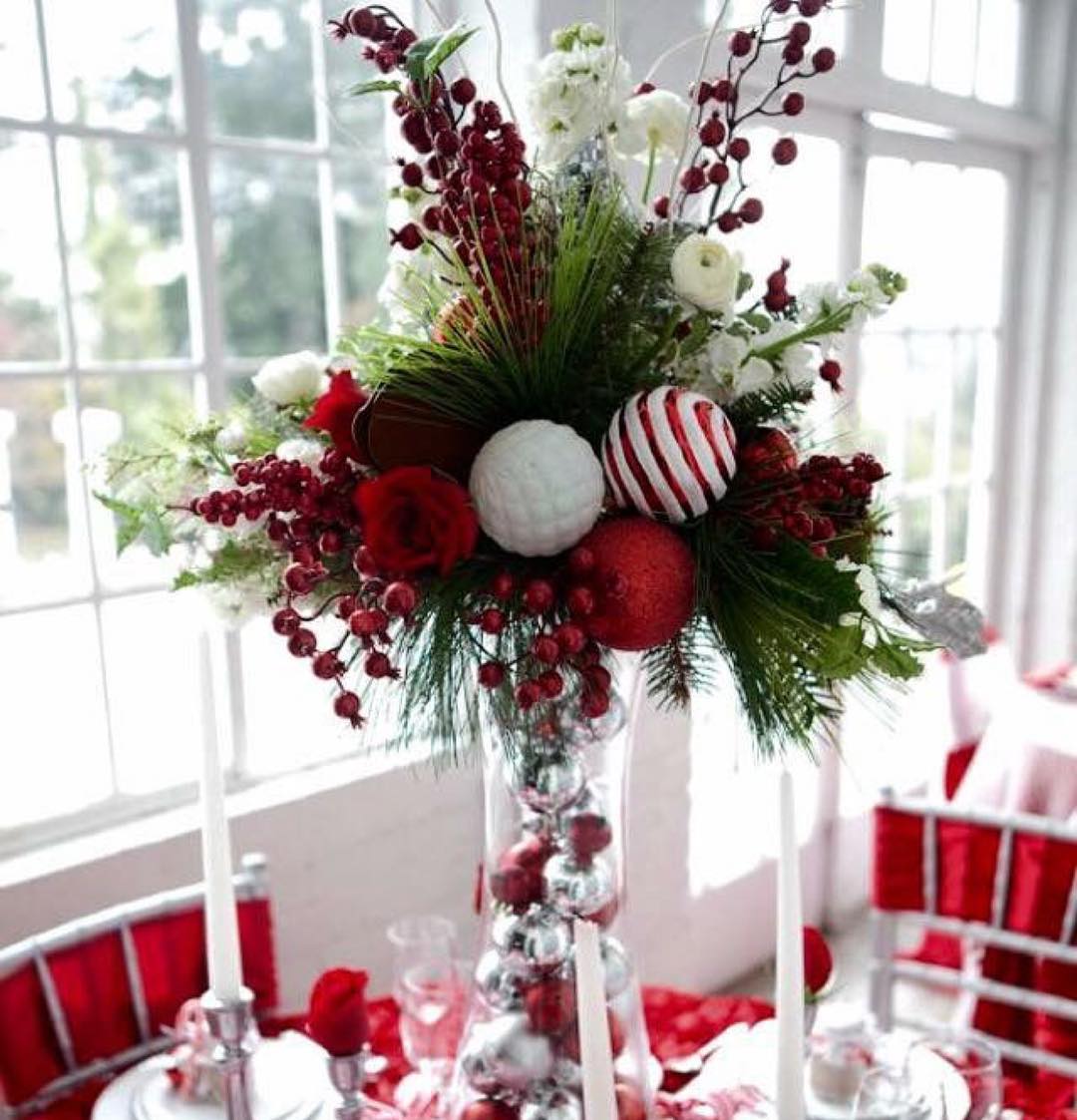 Beautiful Christmas Centerpiece.