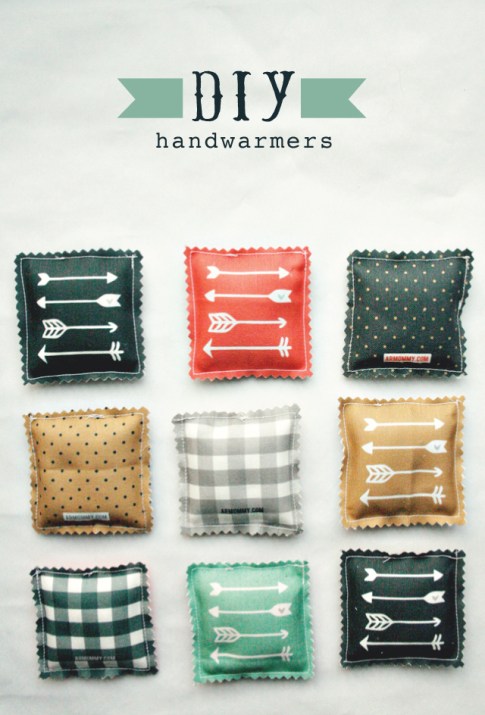 Bright DIY Christmas Cozy Handwarmers