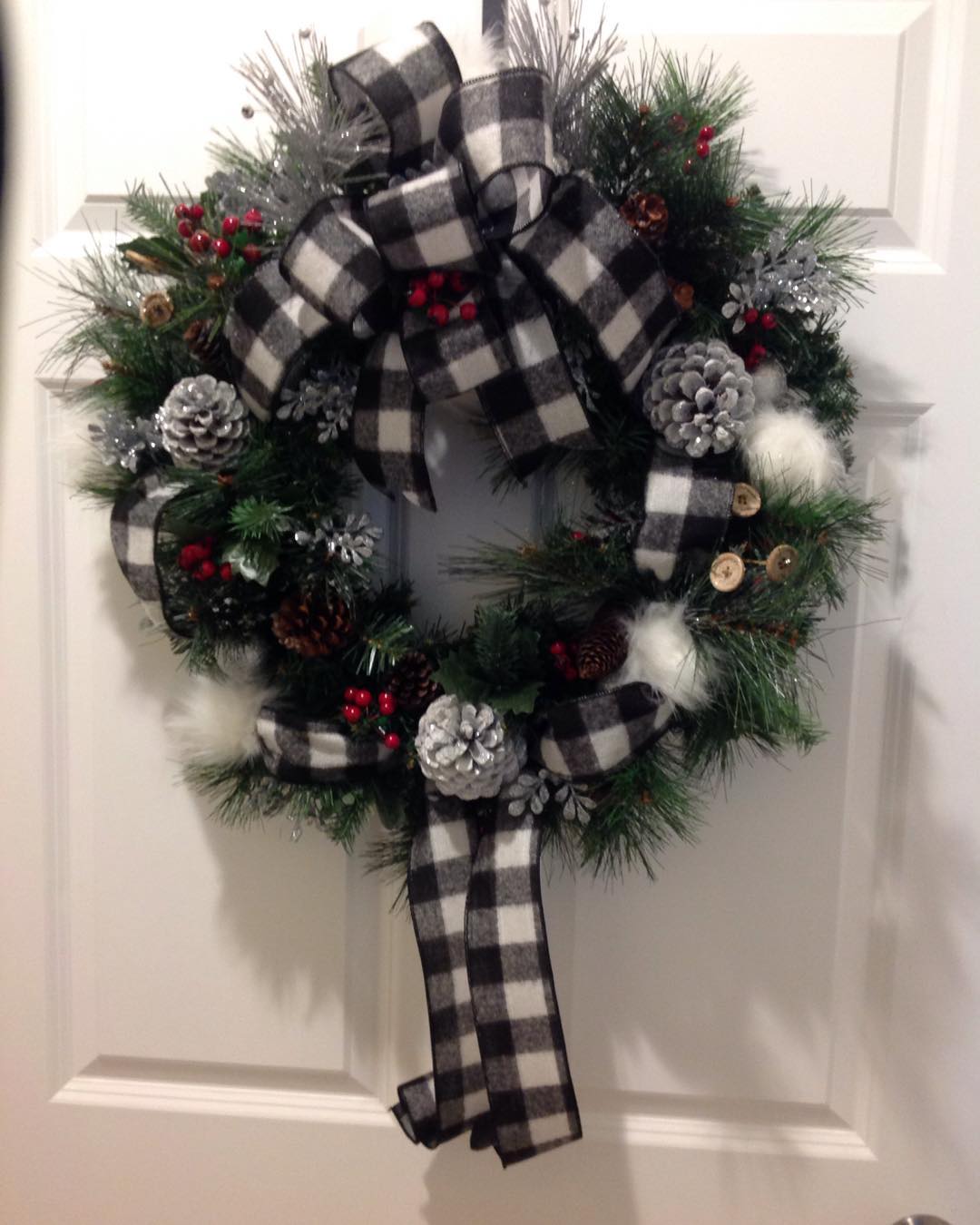 Buffalo Plaid Check Wreath.