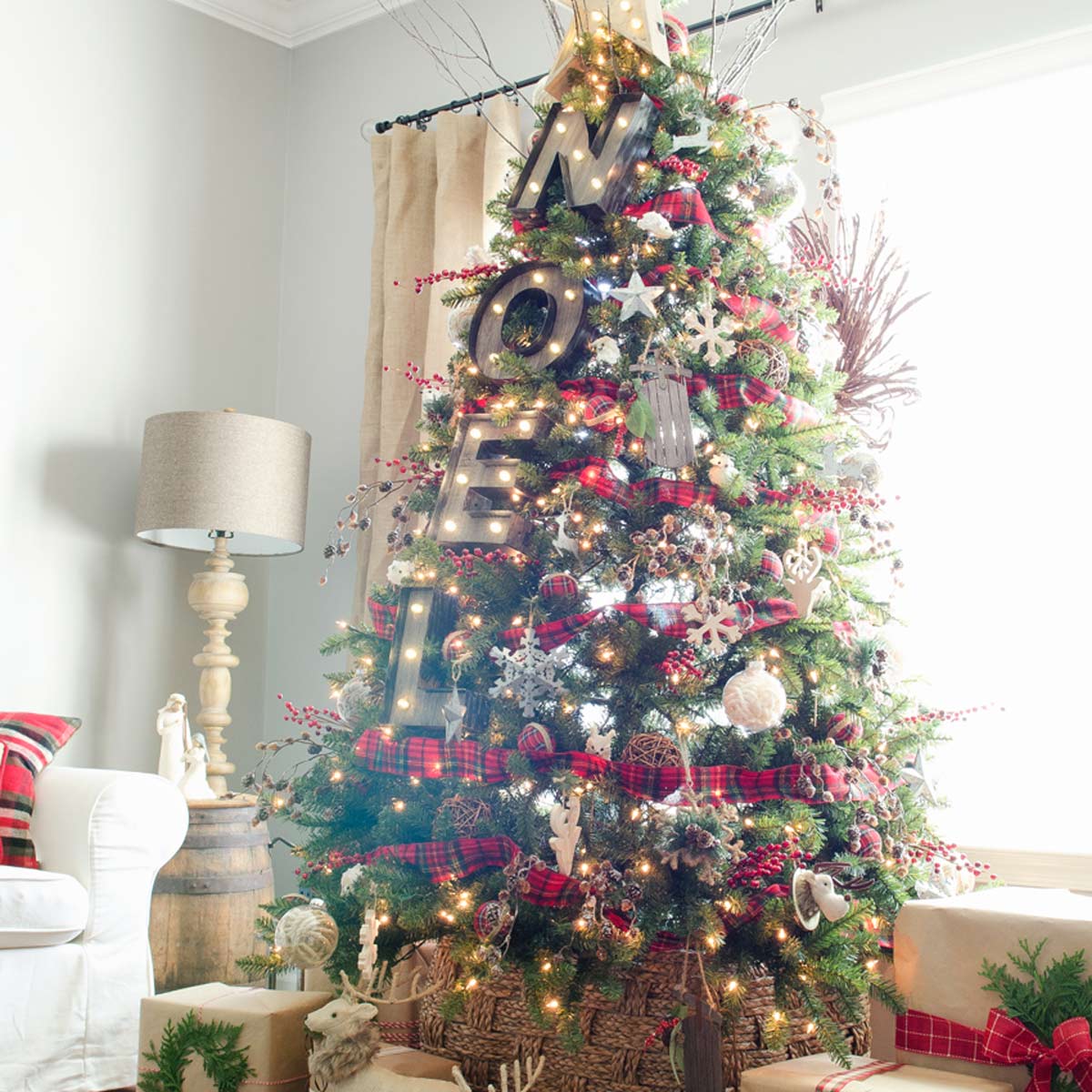 Christmas tree with marquee lettering like this one.