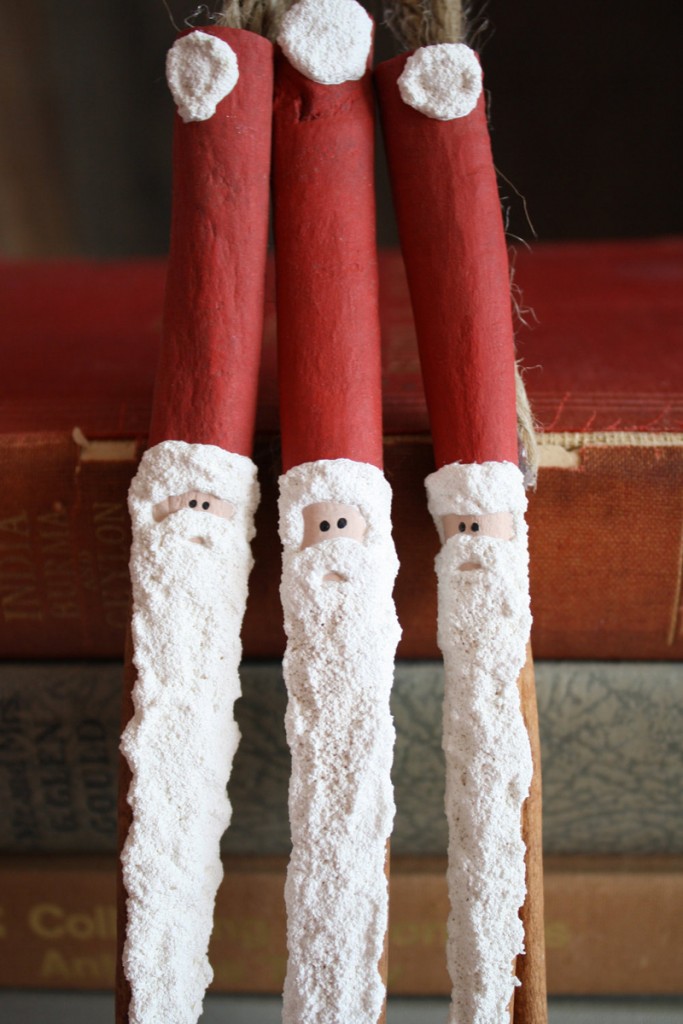 Cute decorative Santa Claus are made with cinnamon.