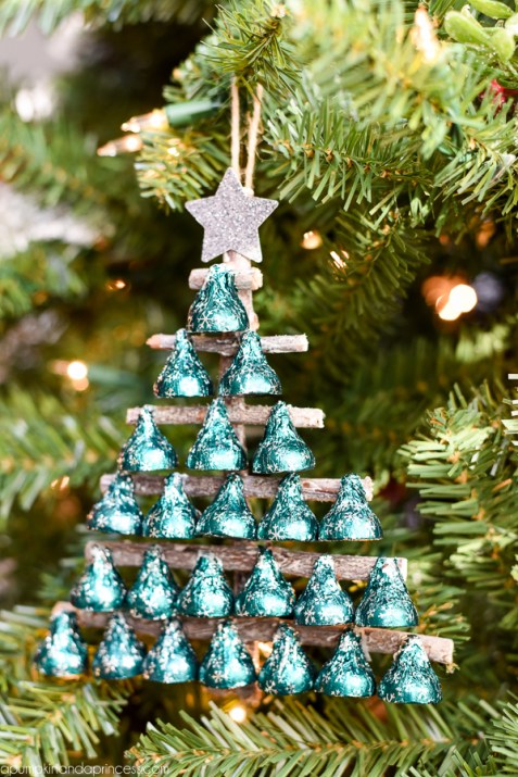 DIY Christmas Candy Christmas Tree For Outdoor Decor.