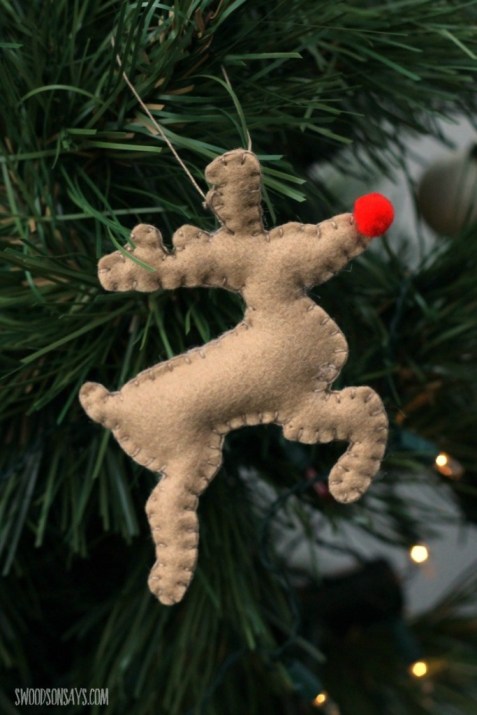 DIY Felt Reindeer Christmas Ornament