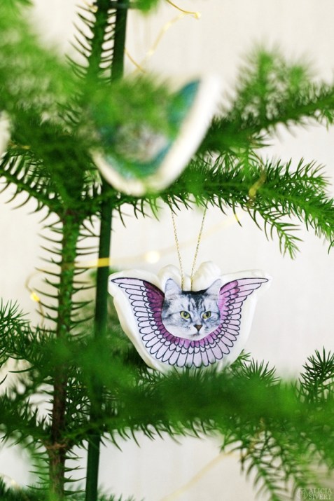 Love to make beautiful angel cat Christmas ornaments.