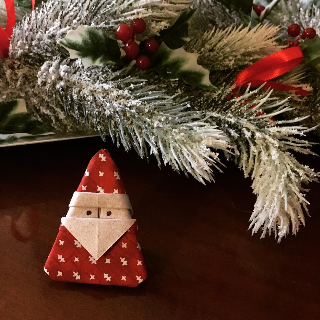 Season’s Greetings Christmas Santa Origami.