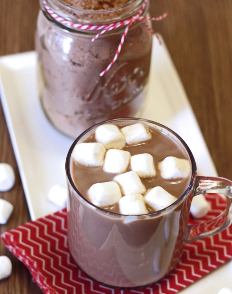 Super Decadent Barcelona-Style Hot Chocolate - Christmas Chocolate Recipes