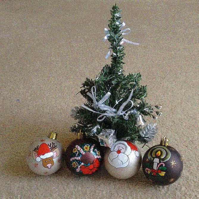 The Christmas tree balls.