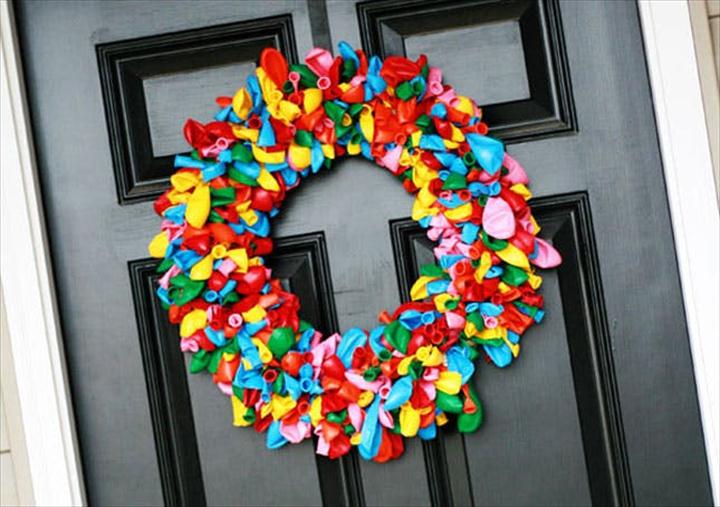 Birthday Door Wreath, DIY Balloon Projects