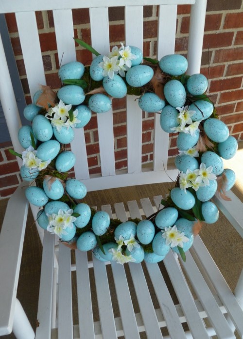 DIY Easter Eggs Wreath.