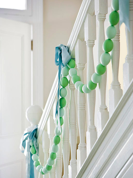 Easter Egg Garland.