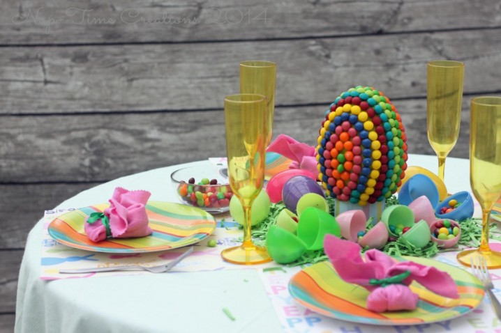 Easter Table Centerpiece.