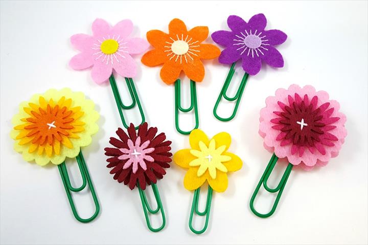 Felt Flower Bookmarks.