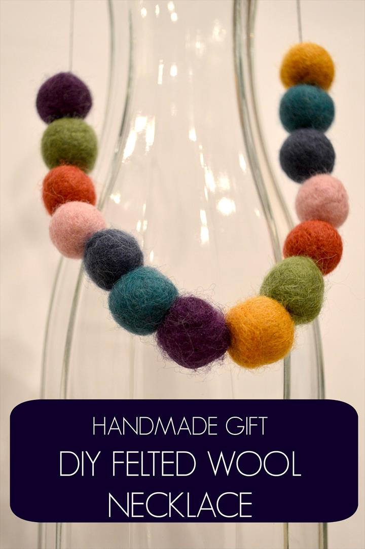 Felted Wool Necklace.
