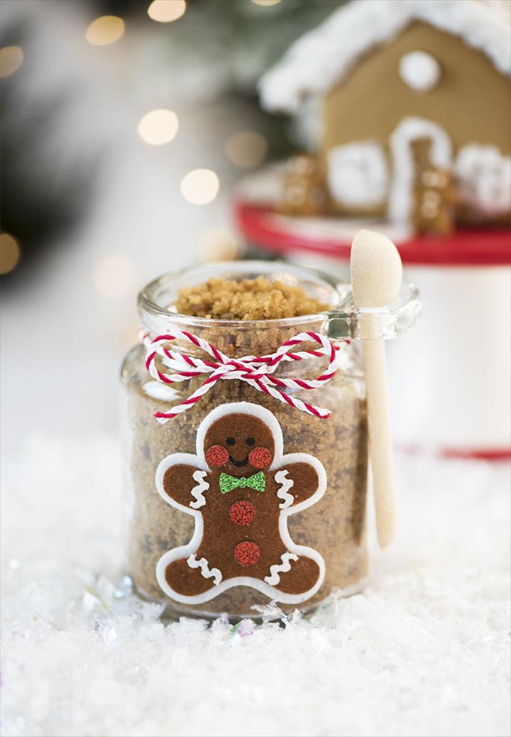Gingerbread Sugar Scrub – Mason Jar Gift.