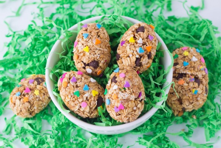 Healthy Oatmeal Peanut Butter Eggs.