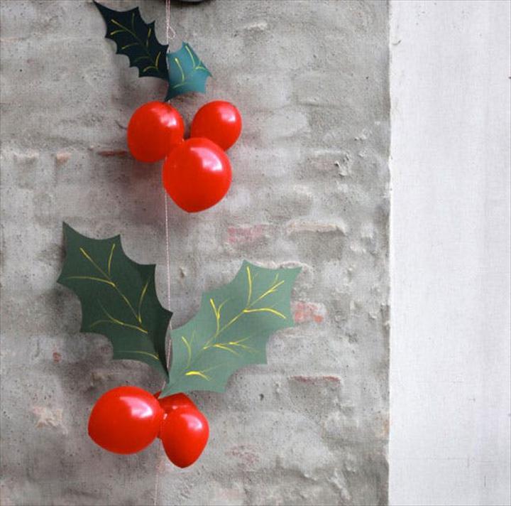 Holly Balloon Garland.