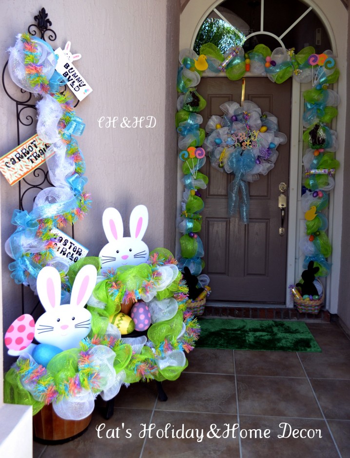 Outdoor Easter Decor.