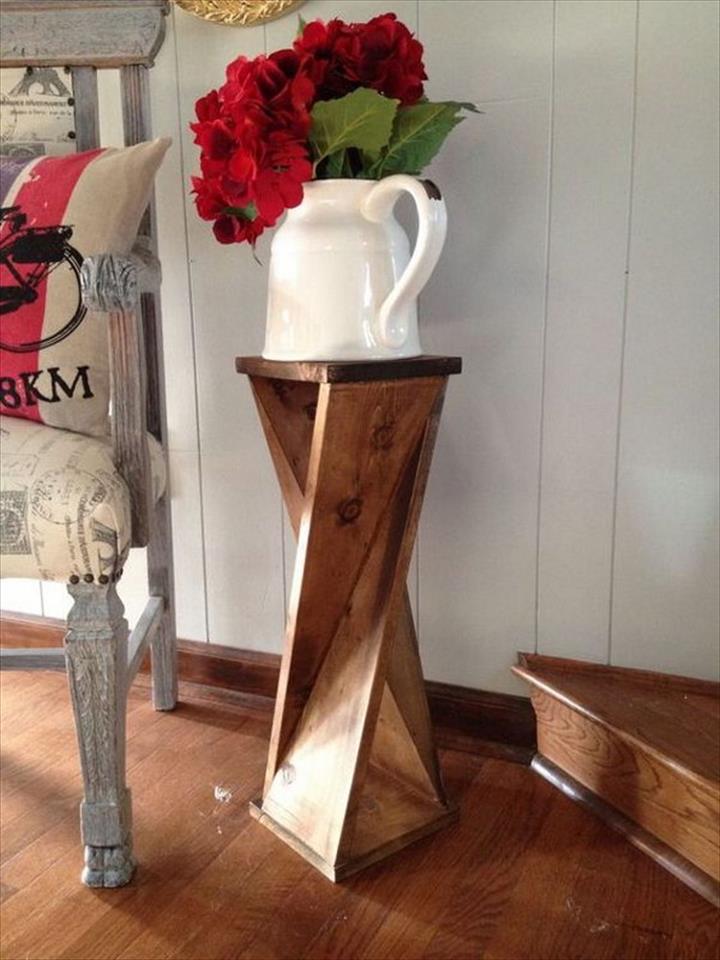 Twisty Side Table.