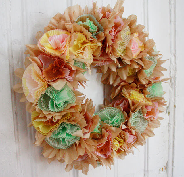 World’s easiest and foofiest wreath, DIY Spring Wreath