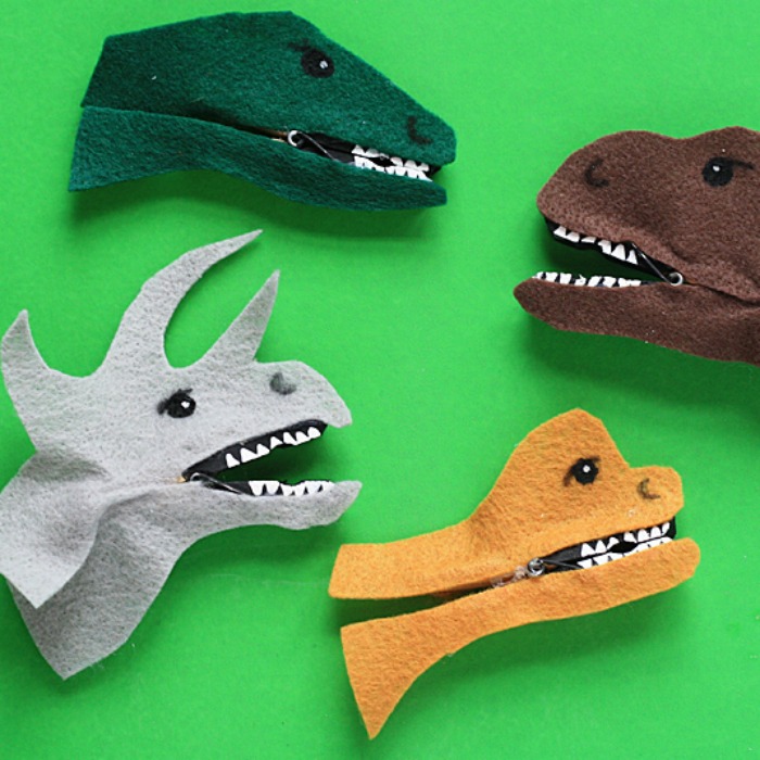 Clothespin dinosaur puppets.