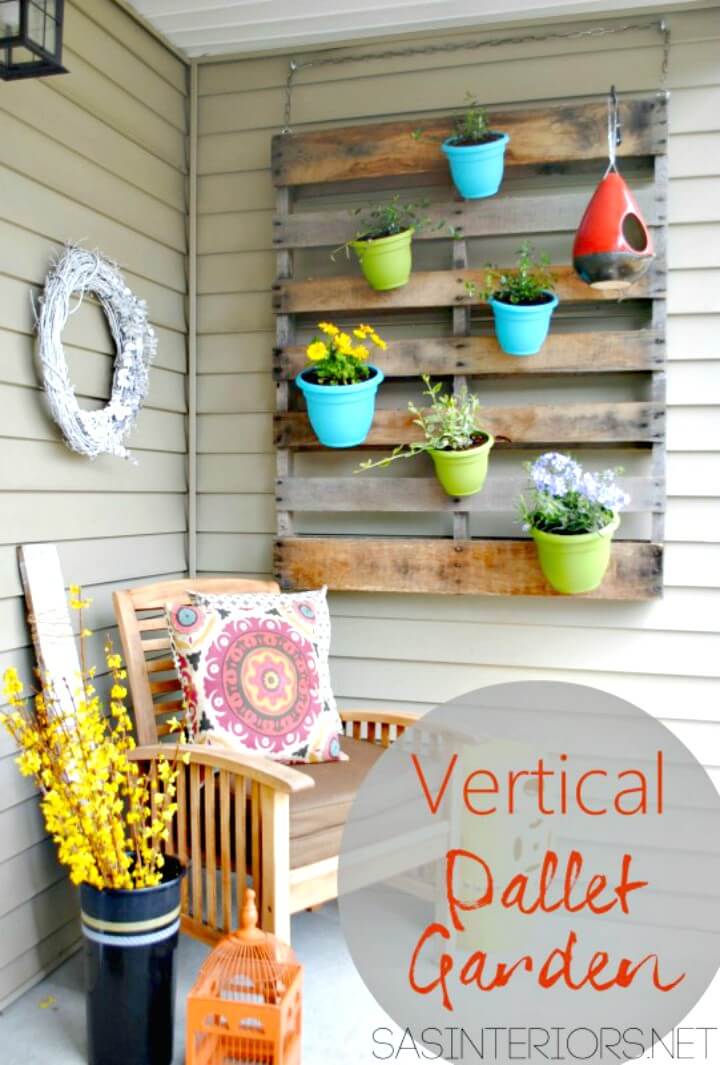 Porch Pallet and Pots Wall Art.