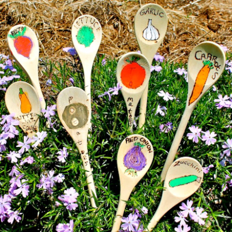 Wooden spoon garden stakes. Spoon Crafts For Kids